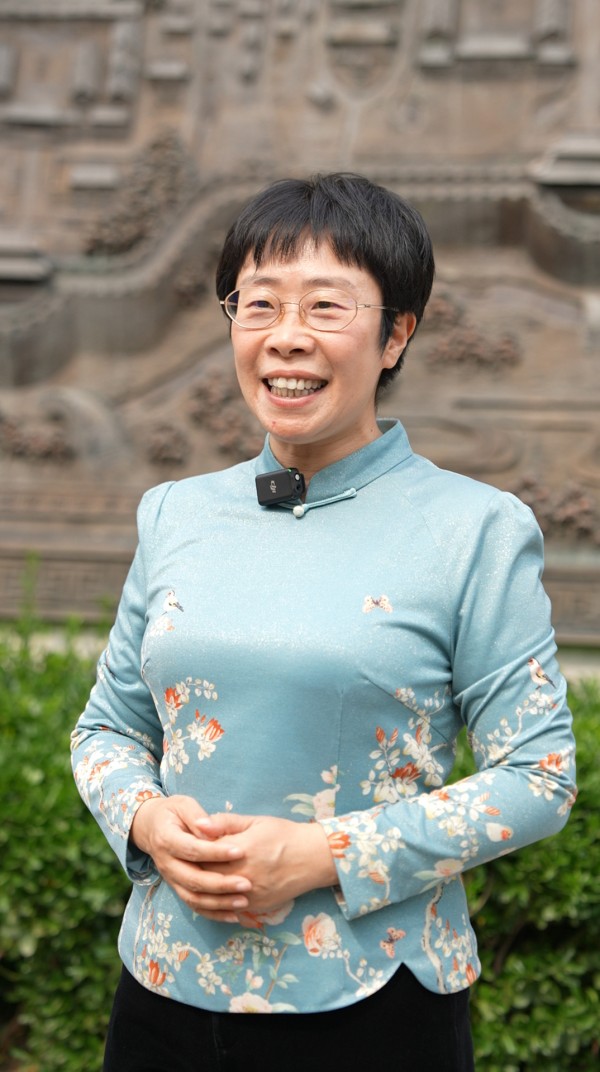 蒙曼 (2).jpg