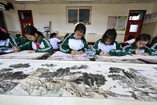南关小学画运河 (2).JPG