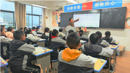 1763650705419430.png 1763650489959.png