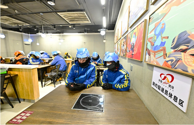 1765377765121457.png 1765377509007.png